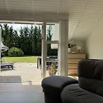 Cozy - Spa, Hot Tub And Play - Close To Marielyst Square *