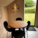 Hébergement de vacances Cozy - Spa, Hot Tub And Play - Close To Marielyst Square Bøtø By
