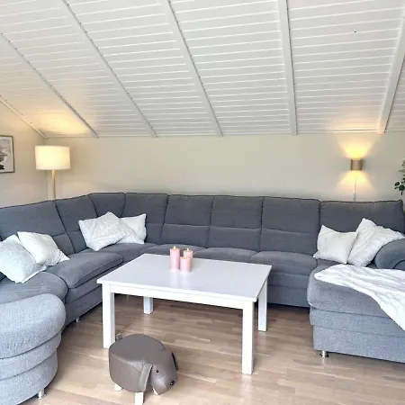 Hébergement de vacances Cozy - Spa, Hot Tub And Play - Close To Marielyst Square